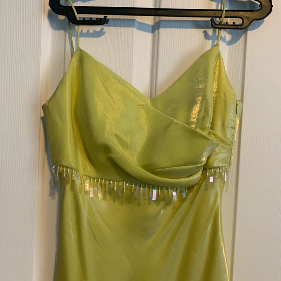 Beautiful long dress - Picture 2 of 7